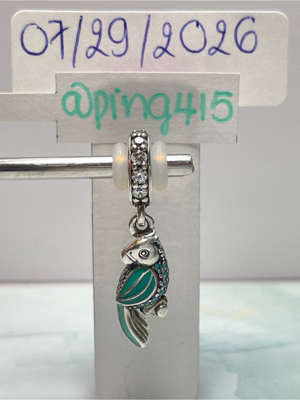 Pandora Tropical Parrot Dangle - Picture 3 of 11